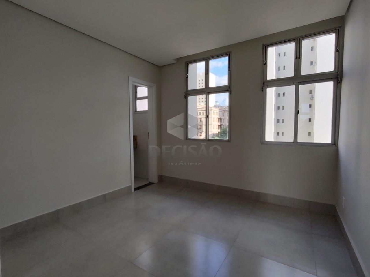 Apartamento 2 Quartos à venda no Centro: 