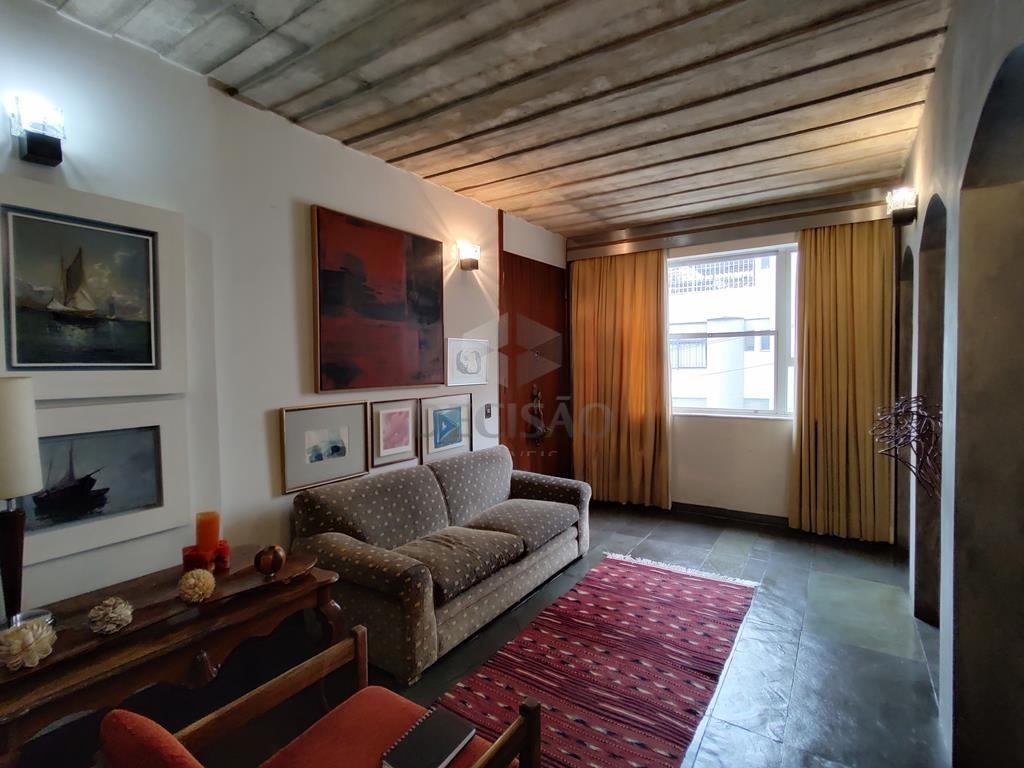 Triplex à venda no São Lucas: 