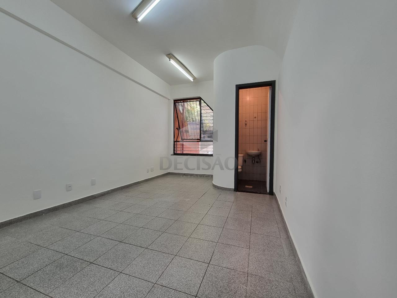 Sala à venda no Cruzeiro: 