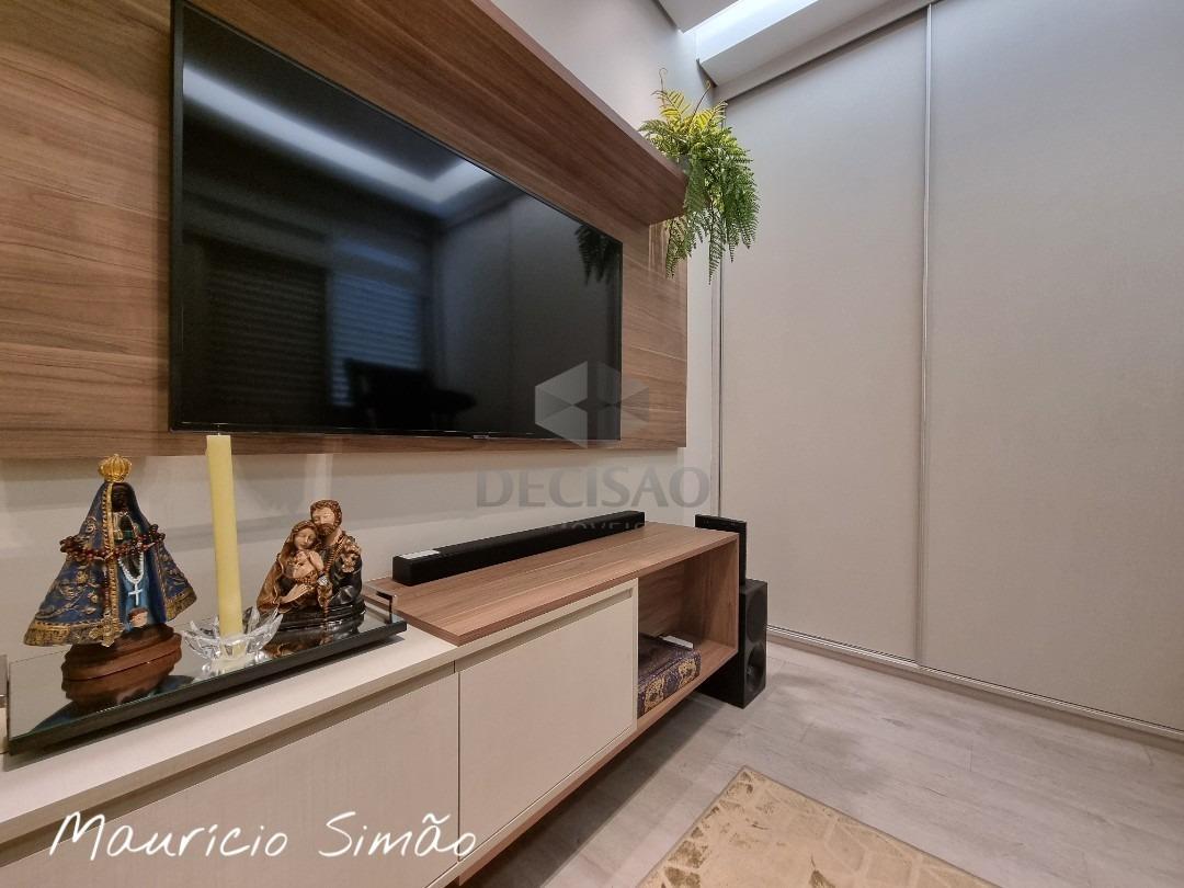 Apartamento 4 Quartos à venda no Cidade Nova: 