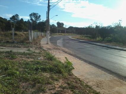Lote à venda no Parque das Industrias: 