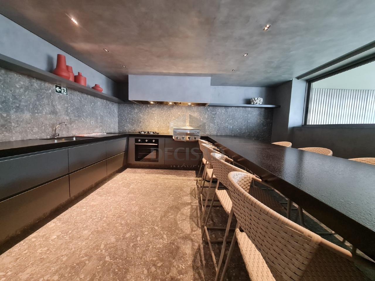 Apartamento 4 Quartos à venda no Cruzeiro: 