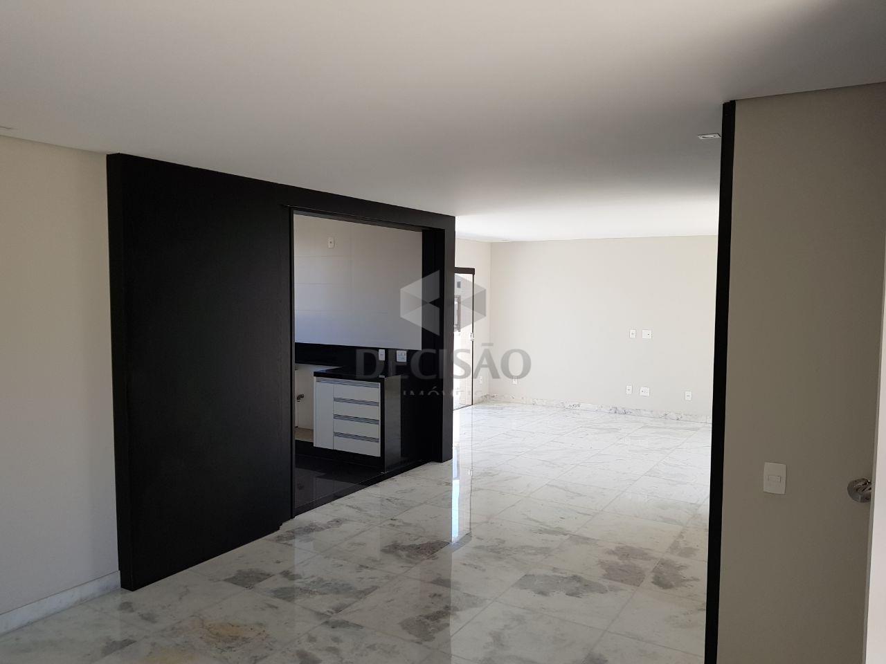 Cobertura à venda no Lourdes: 