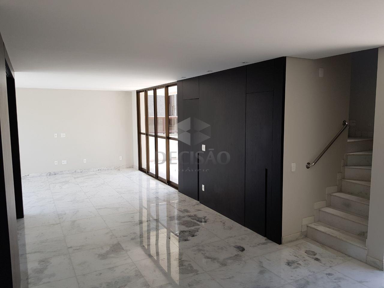 Cobertura à venda no Lourdes: 