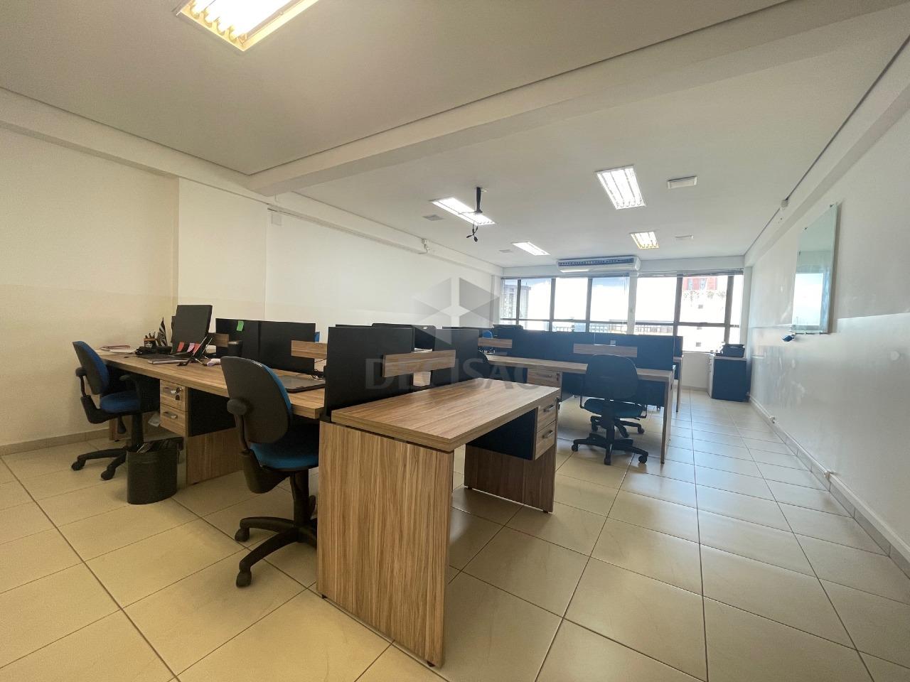 Andar corrido à venda no Santa Efigênia: 