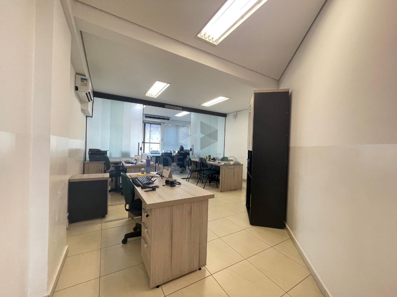 Andar corrido à venda no Santa Efigênia: 