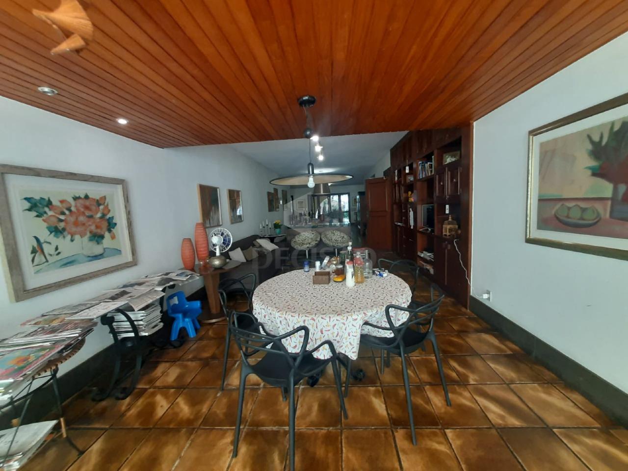 Casa à venda no Mangabeiras: 