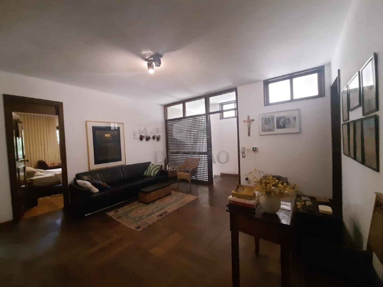 Casa à venda no Mangabeiras: 