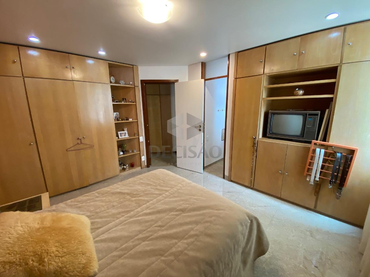 Cobertura à venda no Lourdes: 