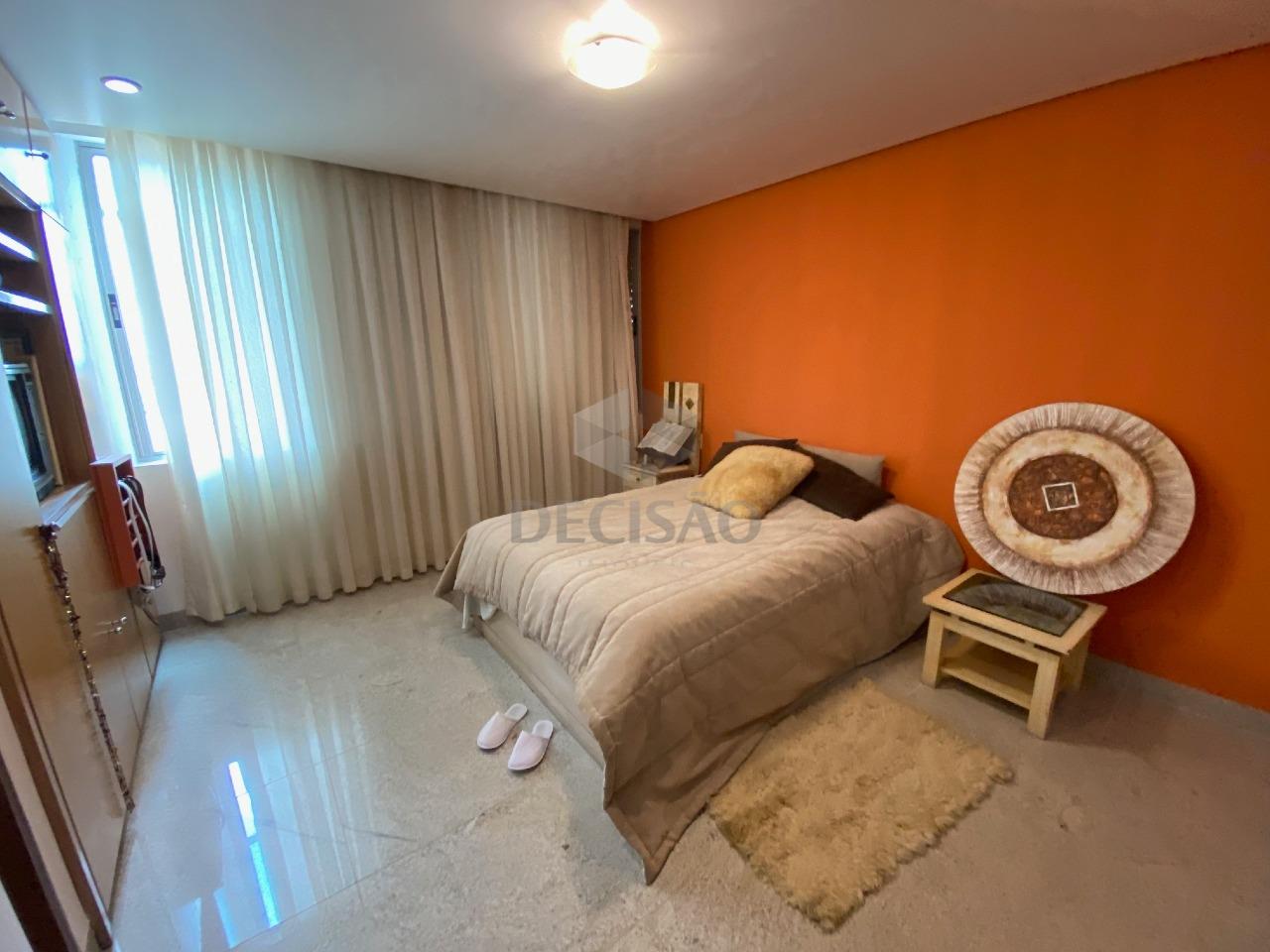 Cobertura à venda no Lourdes: 