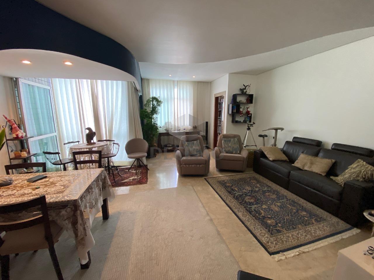 Cobertura à venda no Lourdes: 