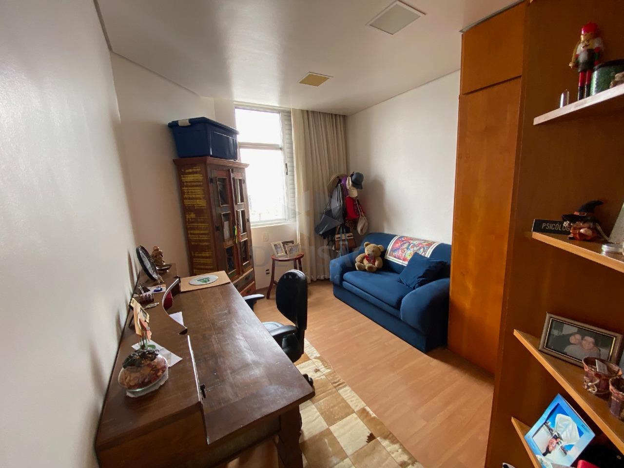 Cobertura à venda no Lourdes: 