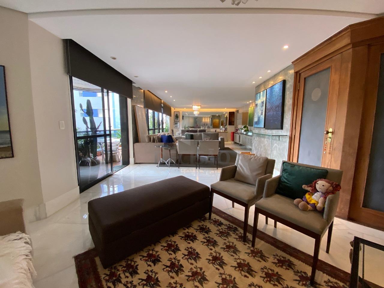 Apartamento 4 Quartos à venda no Funcionarios: 