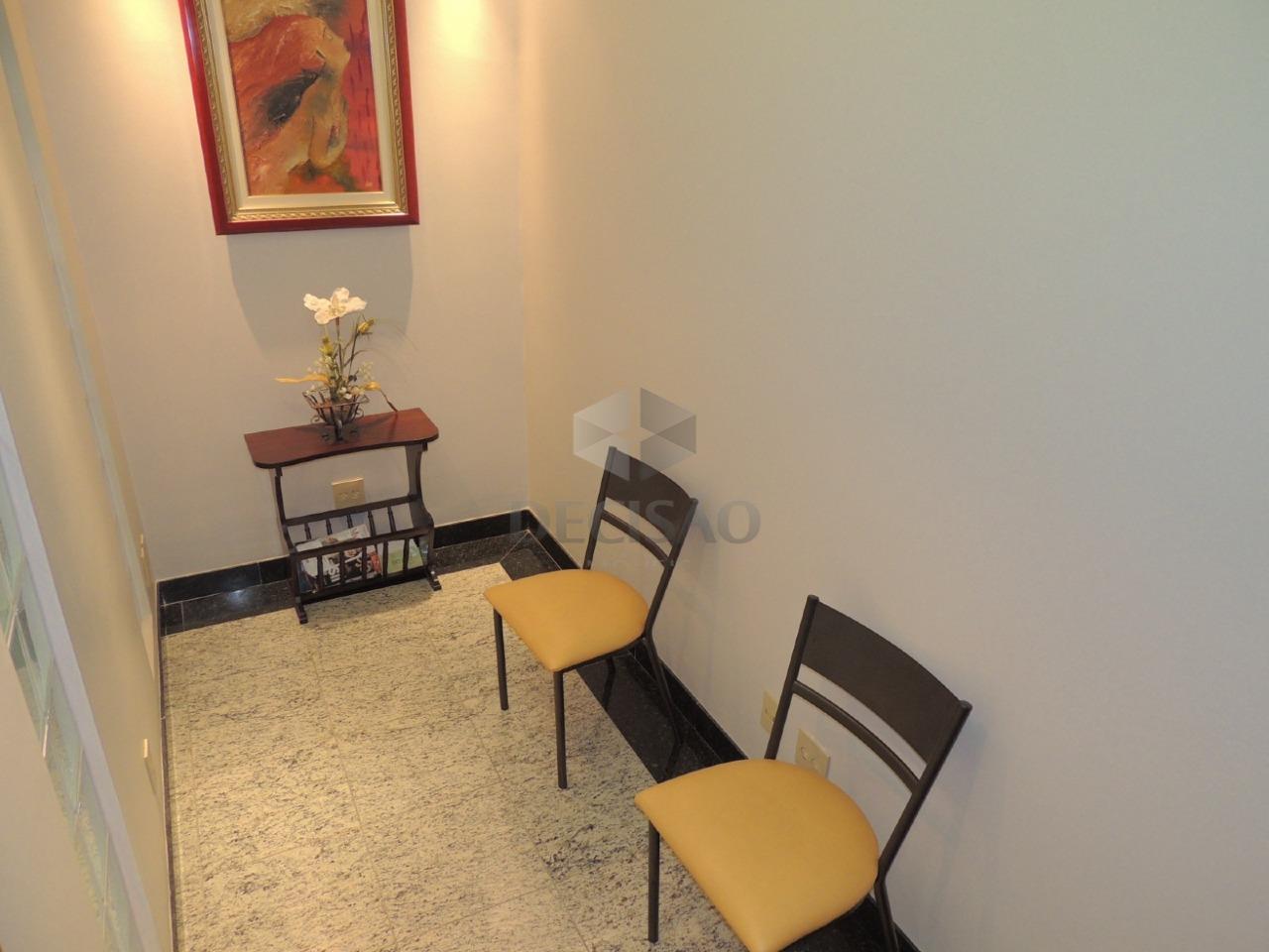 Sala à venda no Santa Efigênia: 