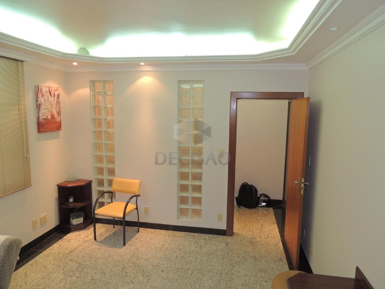 Sala à venda no Santa Efigênia: 