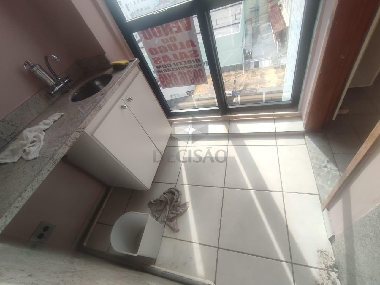 Sala à venda no Santa Efigênia: 