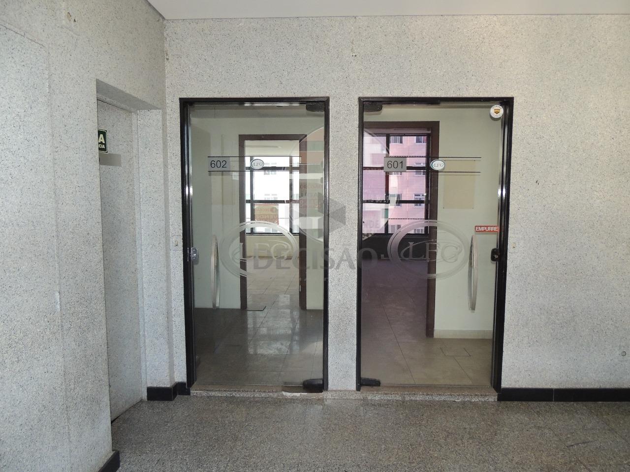 Sala à venda no Santa Efigênia: 