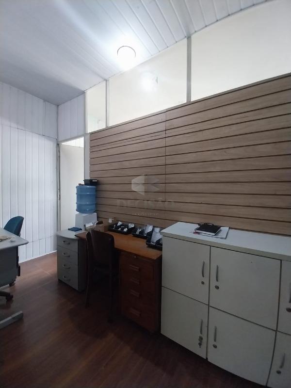 Sala à venda no Centro: 