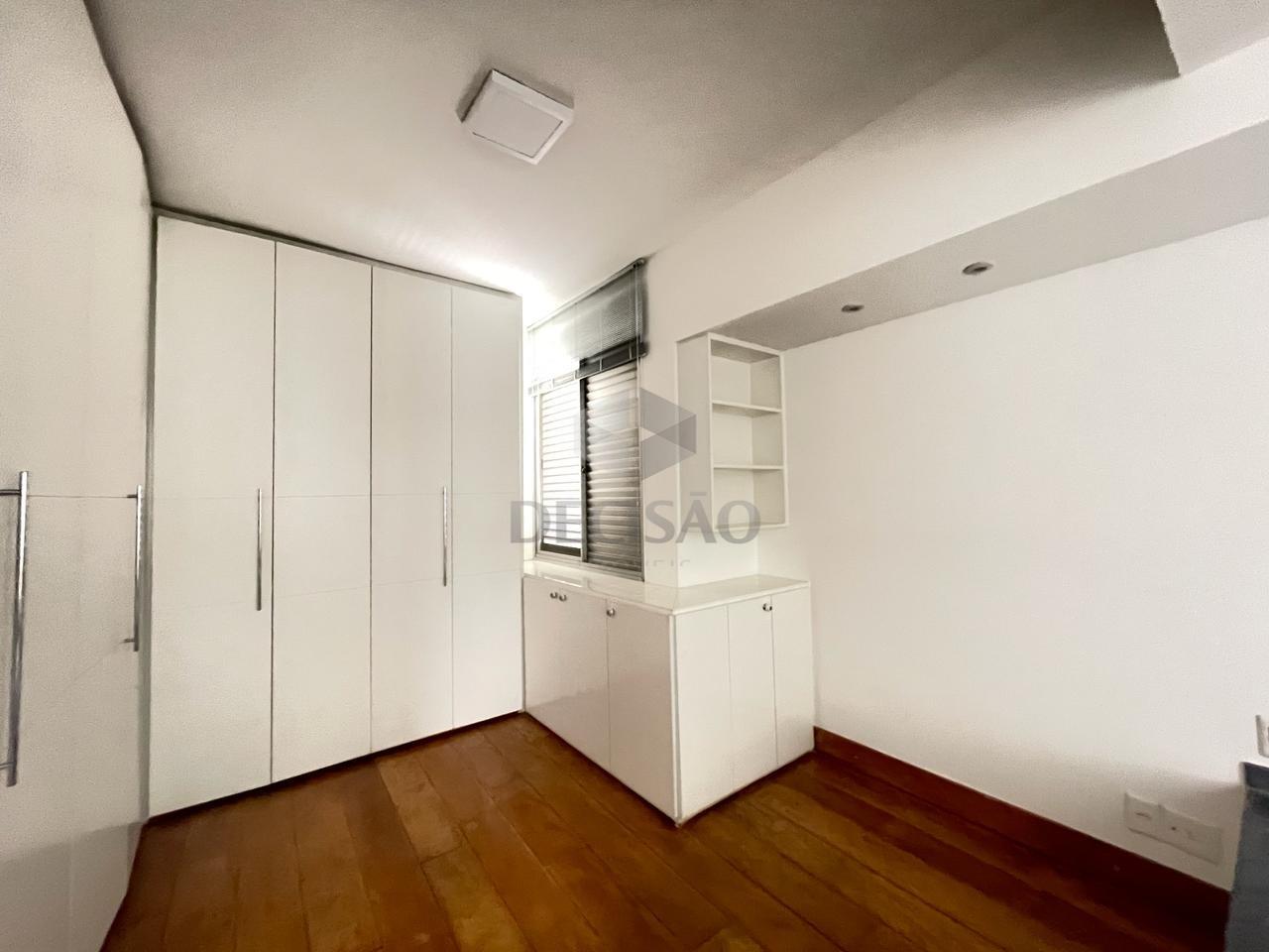 Cobertura à venda no Lourdes: 