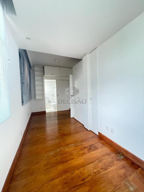 Cobertura à venda no Lourdes: 