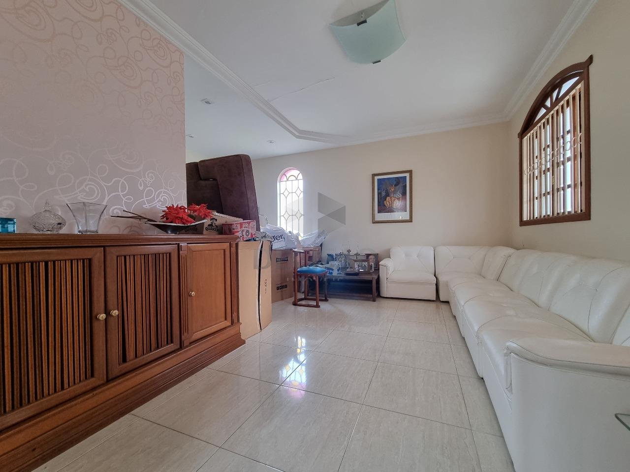 Casa à venda no Alto Caiçaras: 