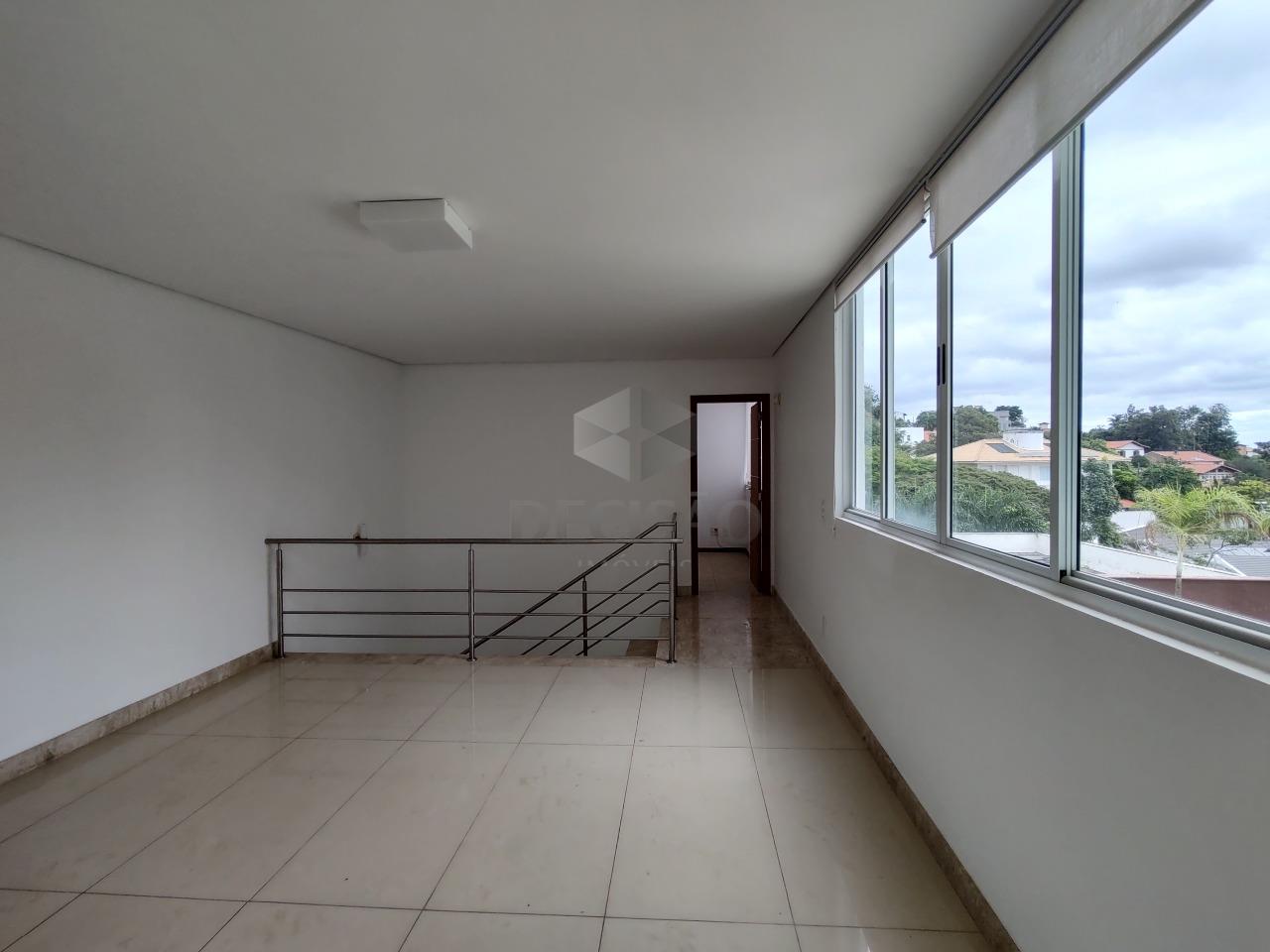 Casa à venda no Mangabeiras: 