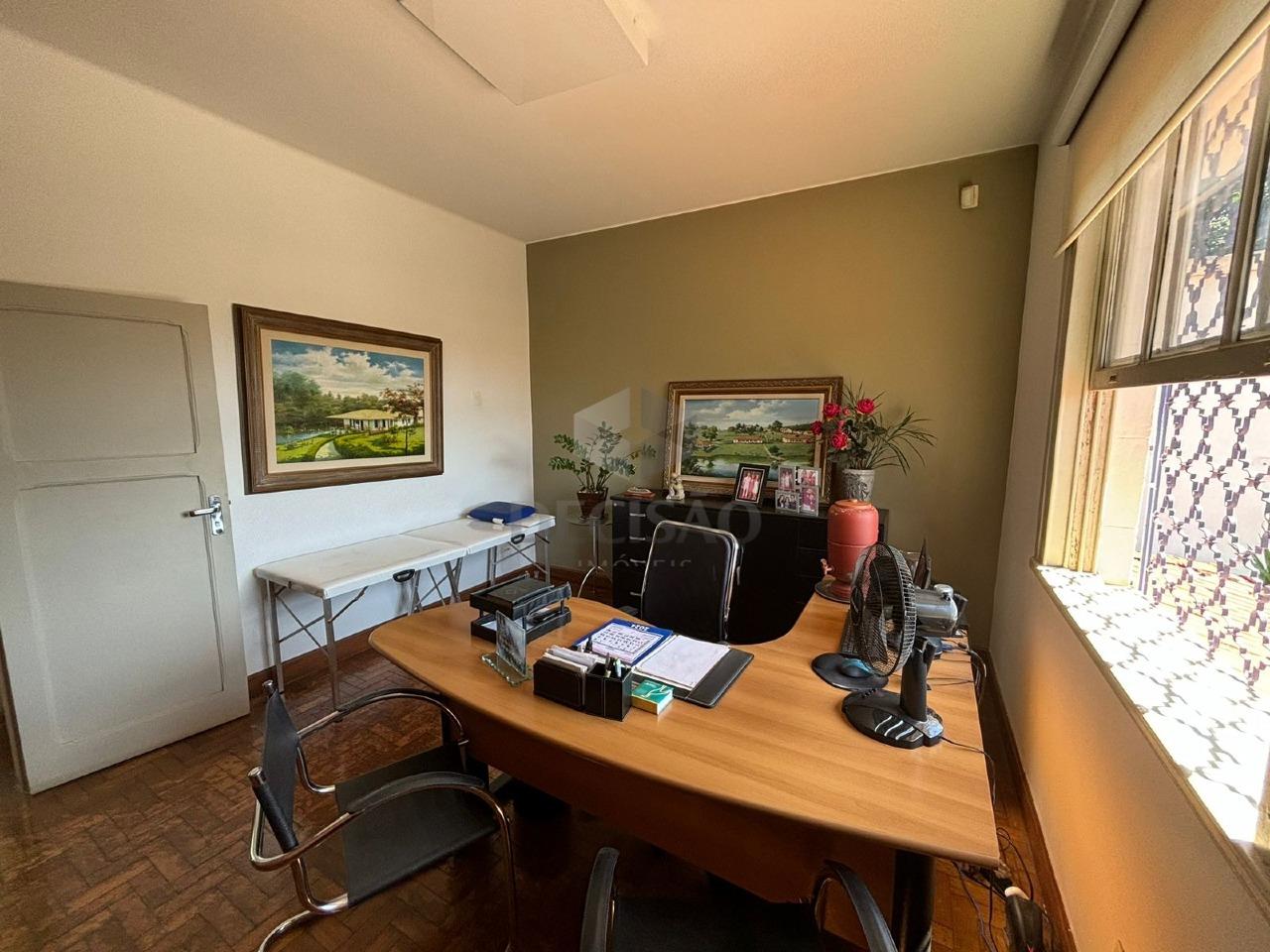 Casa à venda no Floresta: 