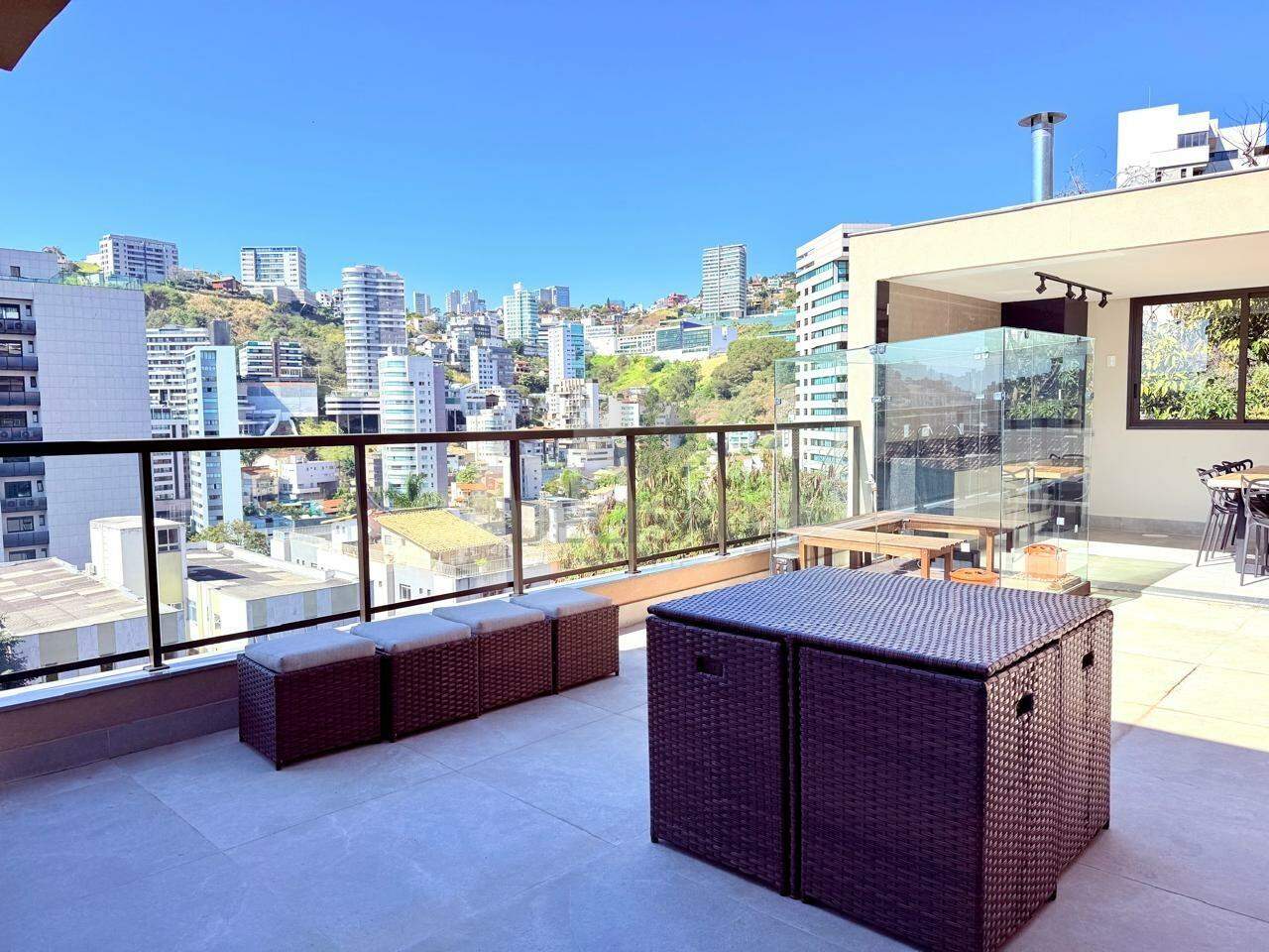 Apartamento 4 Quartos à venda no Santa Lucia: 