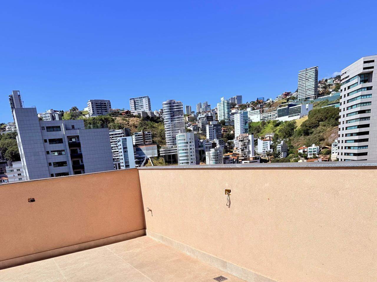 Apartamento 4 Quartos à venda no Santa Lucia: 