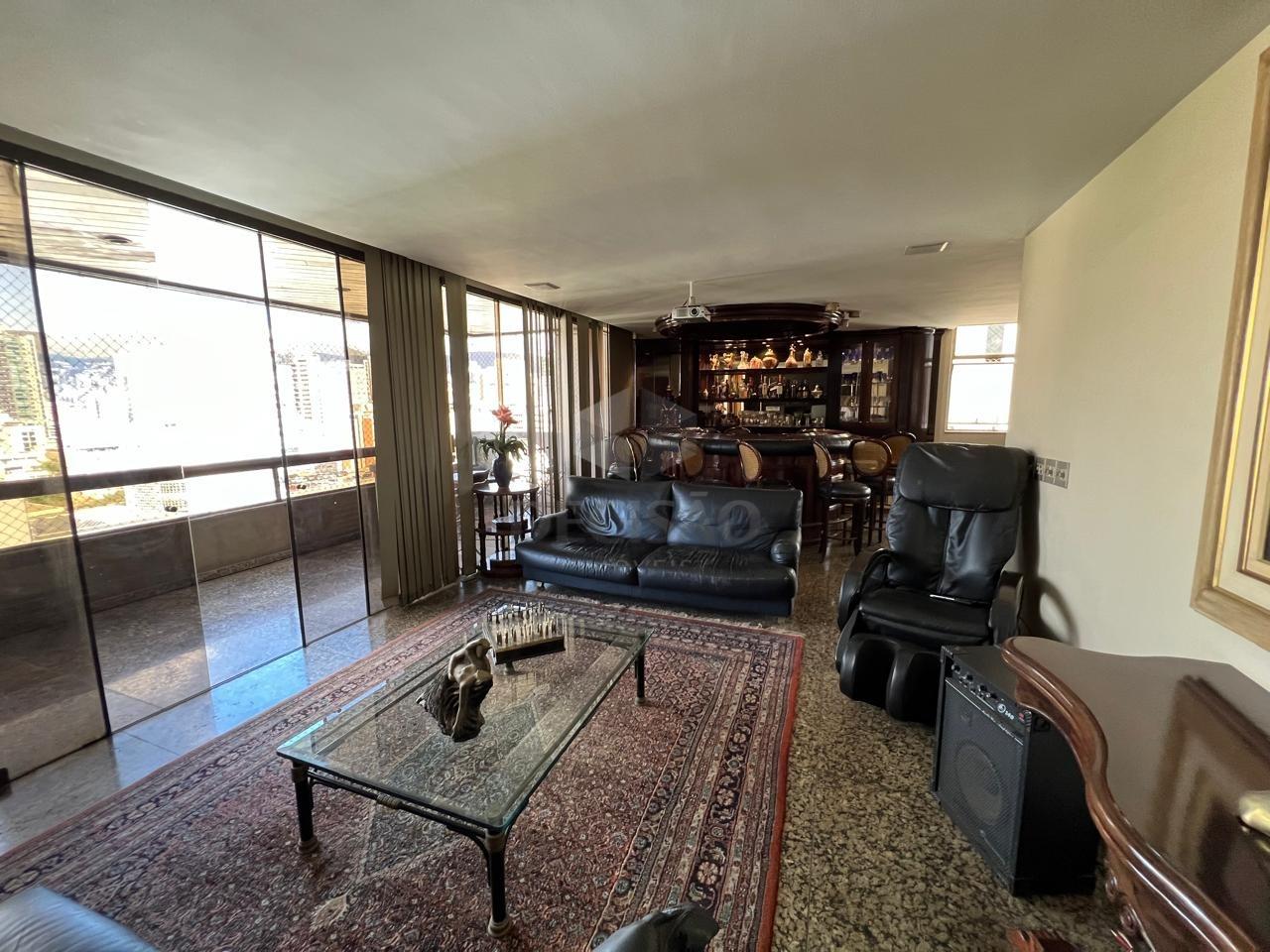 Apartamento 4 Quartos à venda no Lourdes: 