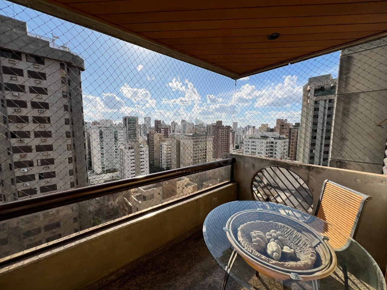 Apartamento 4 Quartos à venda no Lourdes: 