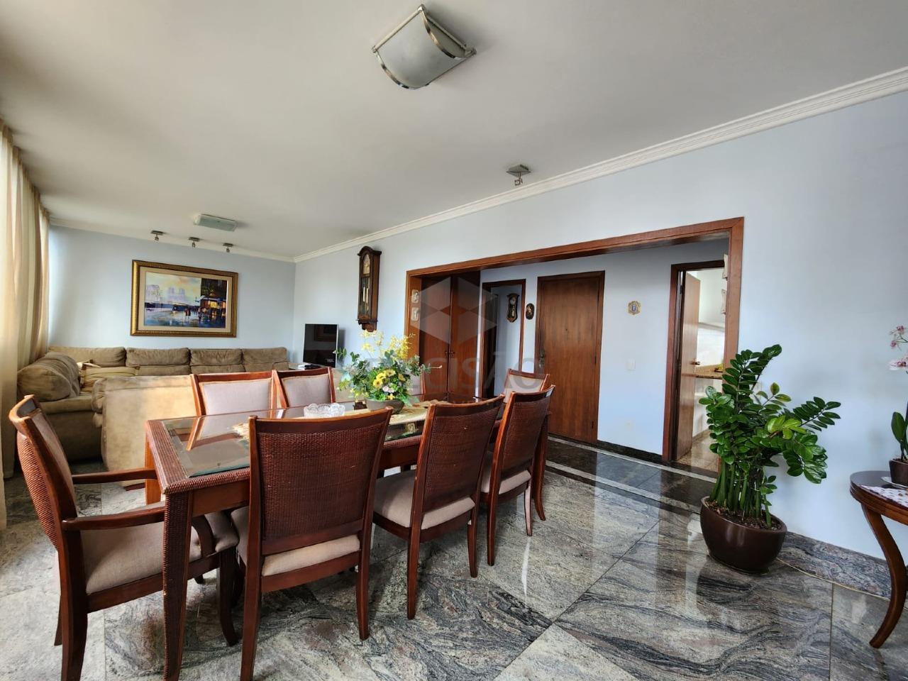 Apartamento 4 Quartos à venda no Funcionarios: 