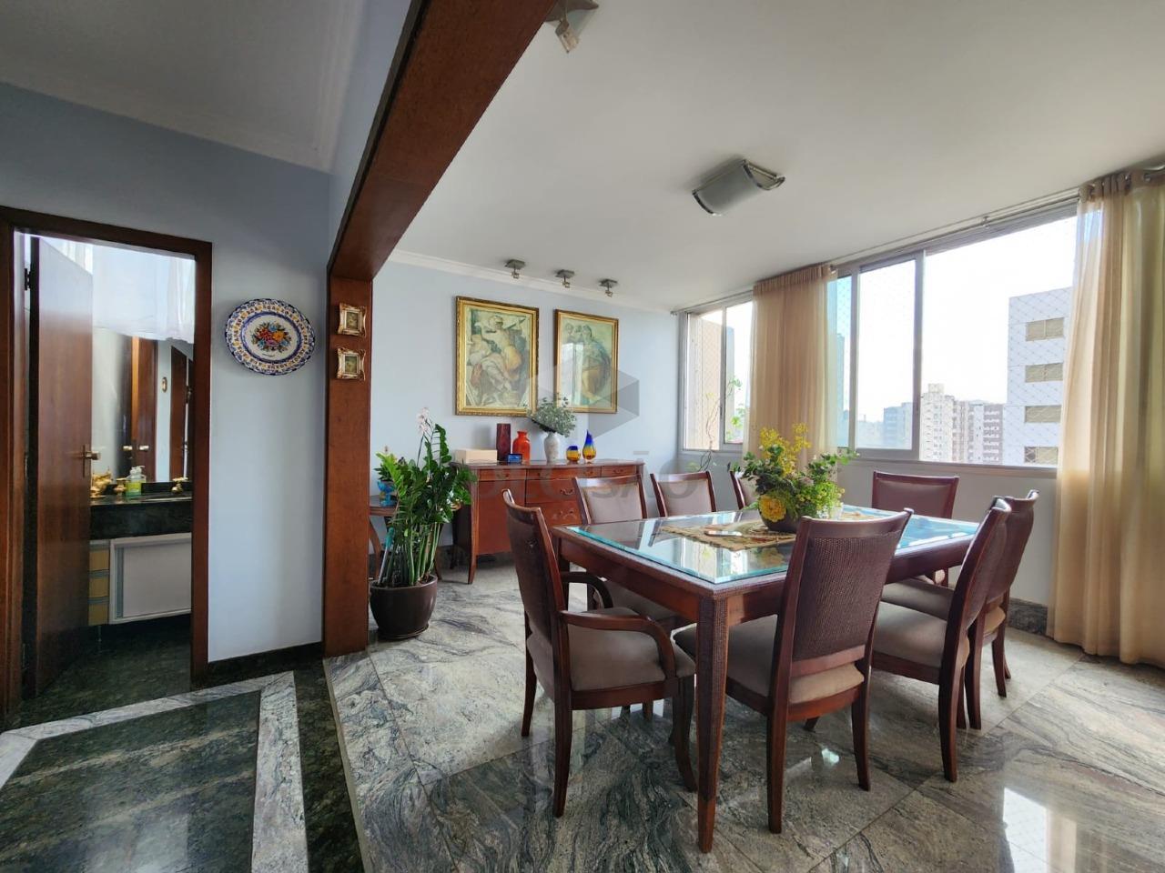 Apartamento 4 Quartos à venda no Funcionarios: 