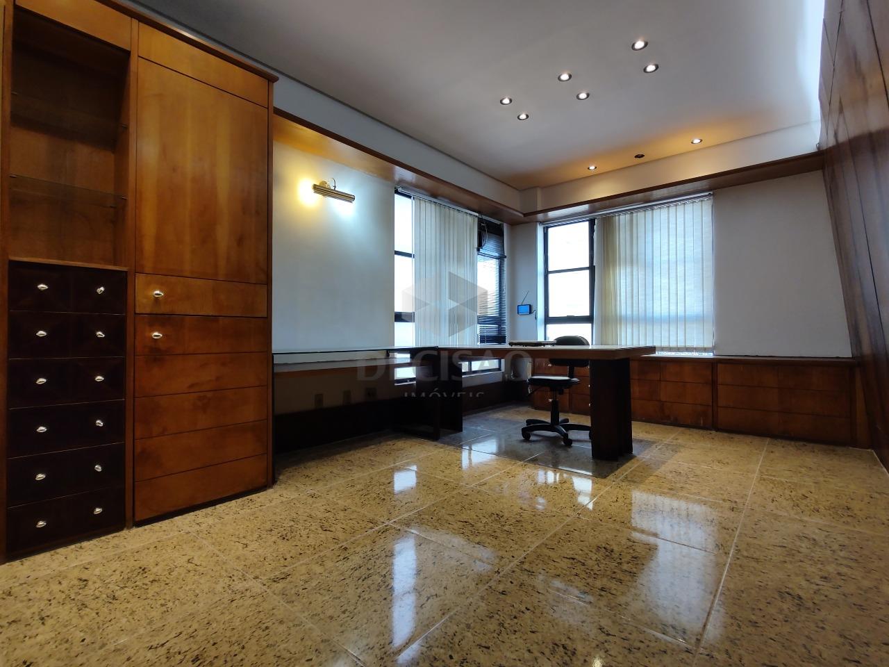 Sala à venda no Savassi: 