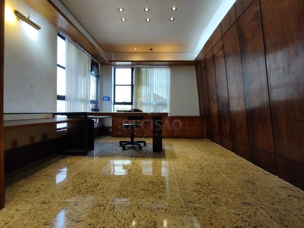 Sala à venda no Savassi: 