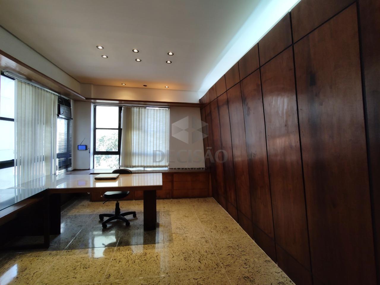 Sala à venda no Savassi: 