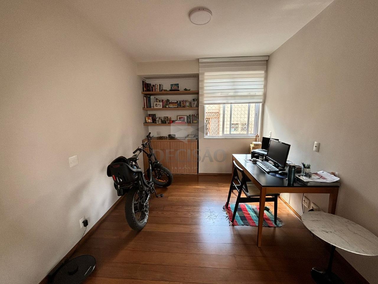 Cobertura à venda no Cruzeiro: 