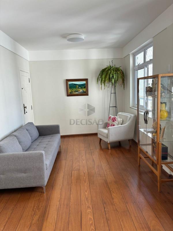 Cobertura à venda no Cruzeiro: 