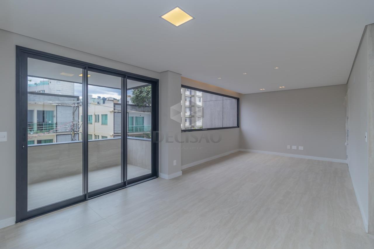 Apartamento 4 Quartos à venda no Cruzeiro: 