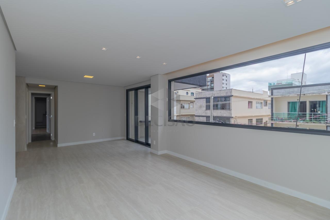 Apartamento 4 Quartos à venda no Cruzeiro: 