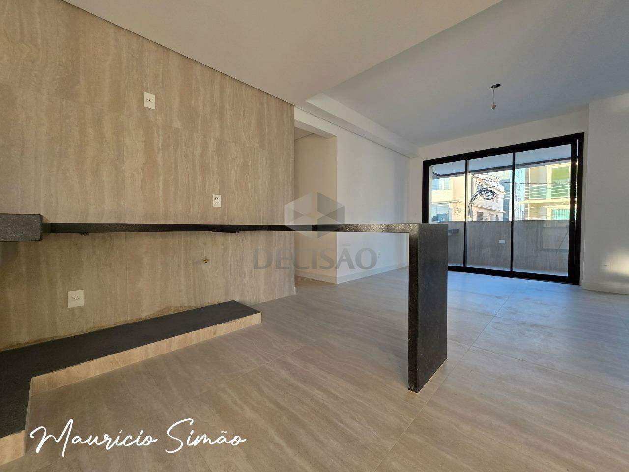 Apartamento 4 Quartos à venda no Carmo: 