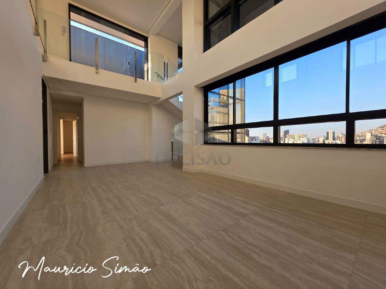 Apartamento 4 Quartos à venda no Carmo: 