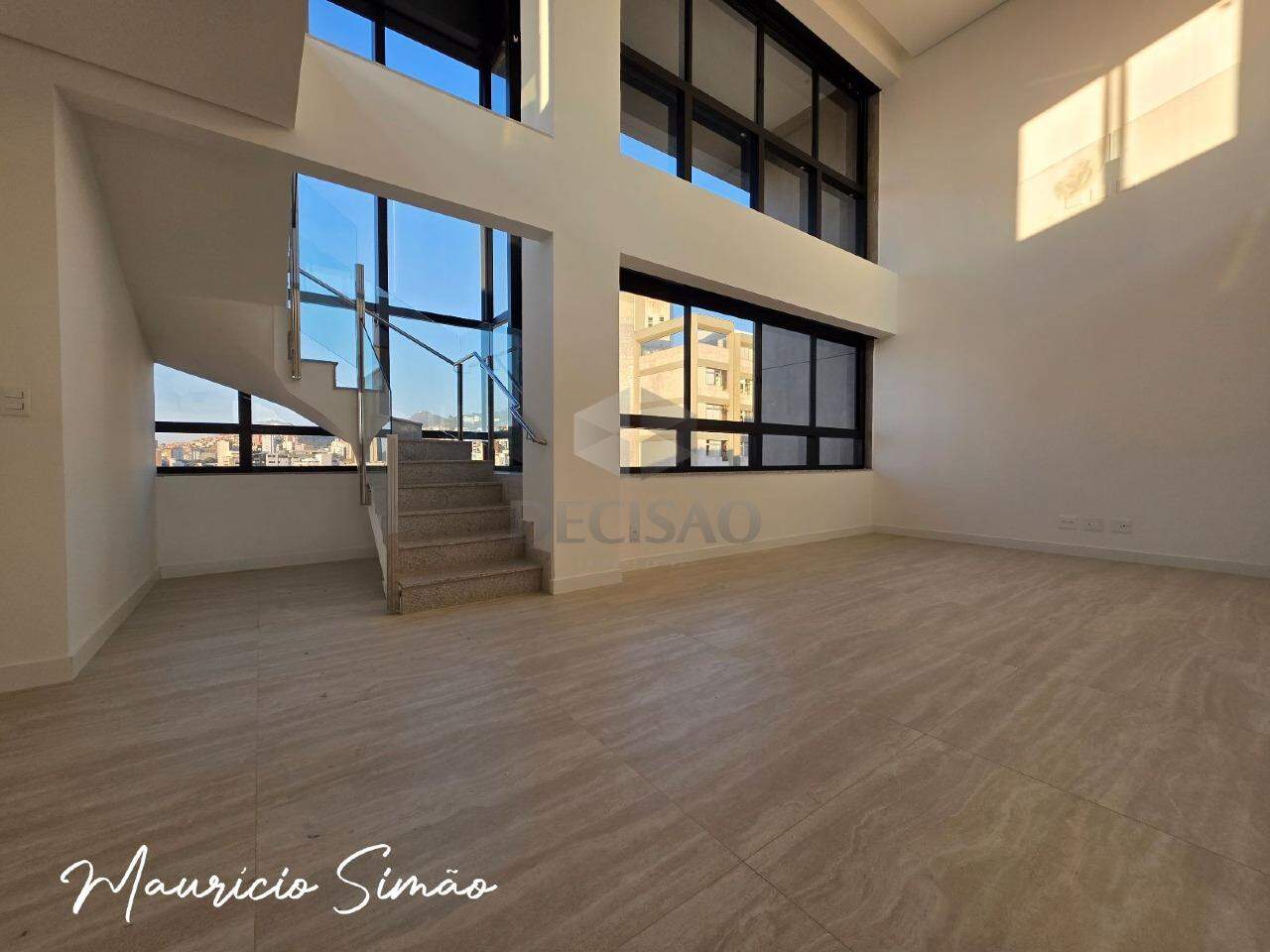 Apartamento 4 Quartos à venda no Carmo: 
