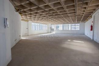 Prédio Comercial à venda no Funcionarios: 