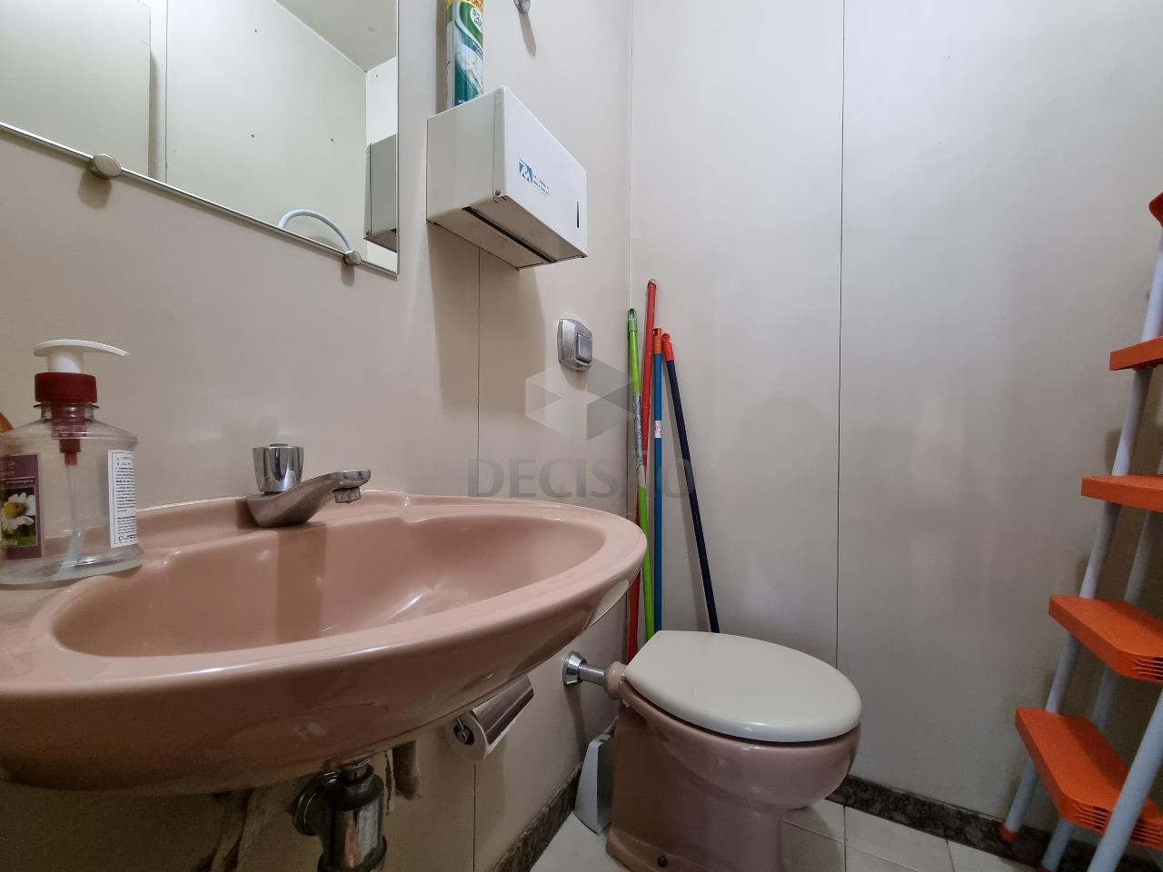 Sala à venda no Santa Efigênia: 