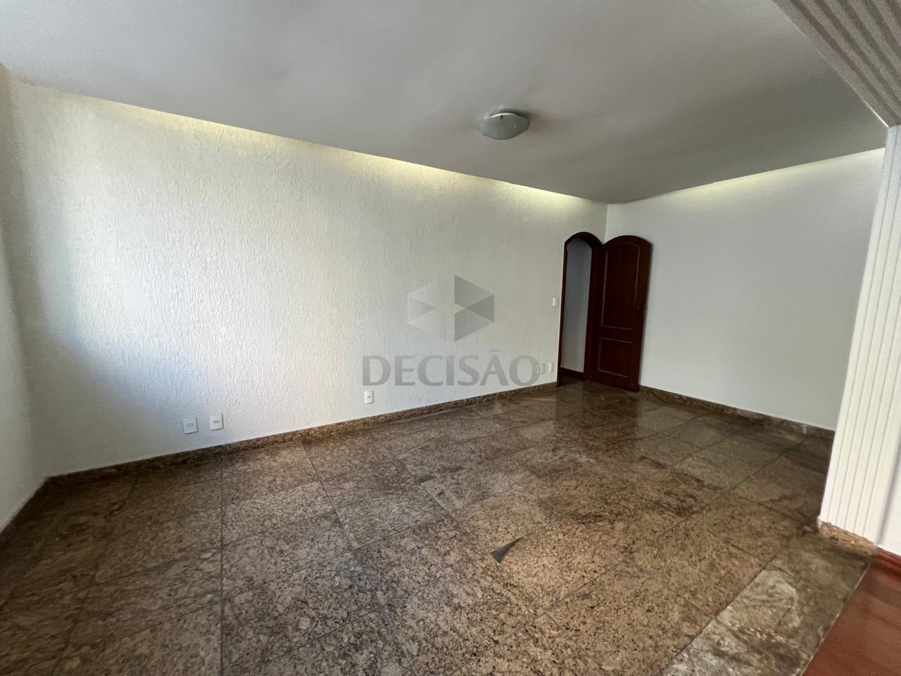 Cobertura à venda no Lourdes: 