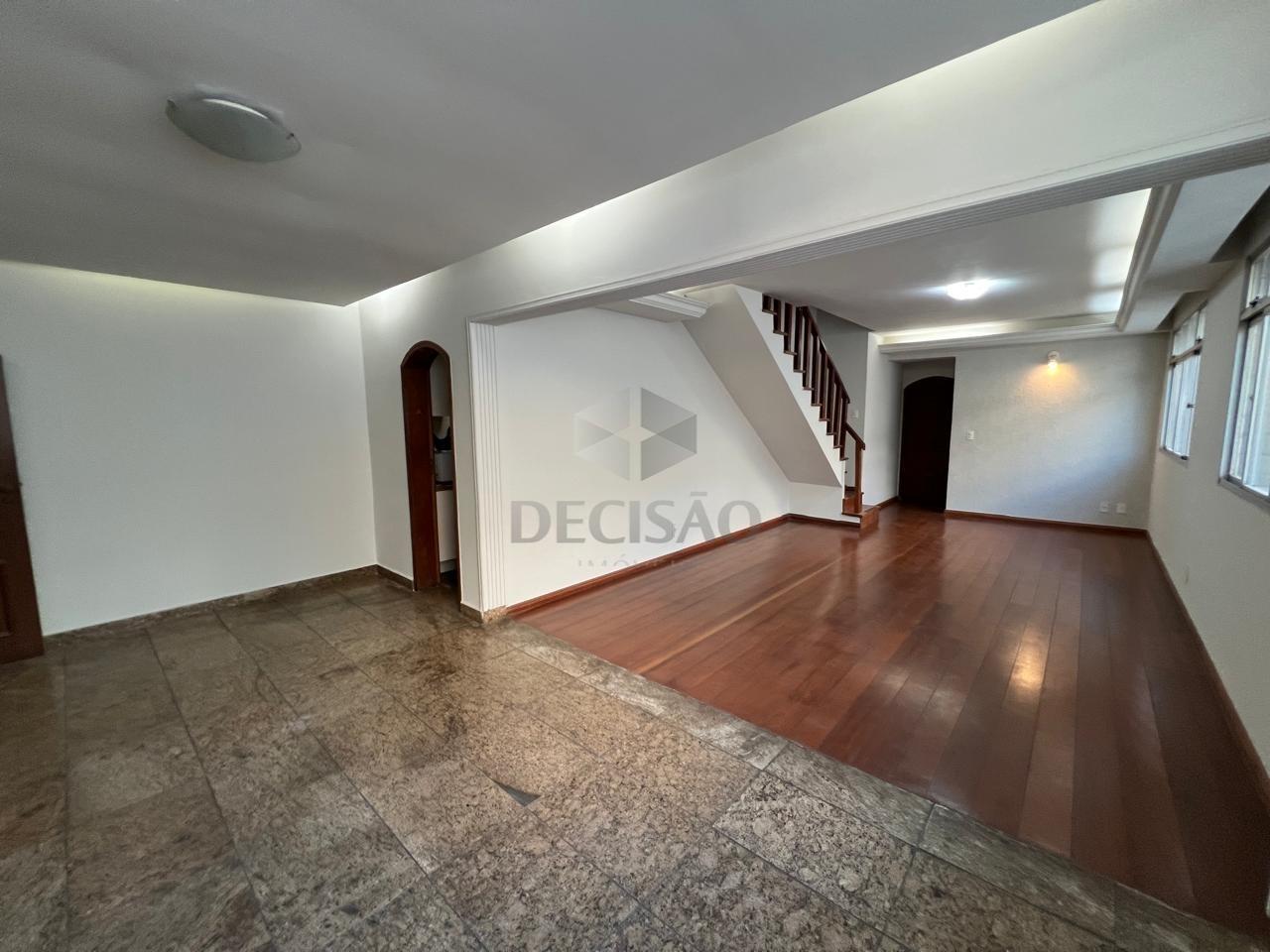 Cobertura à venda no Lourdes: 