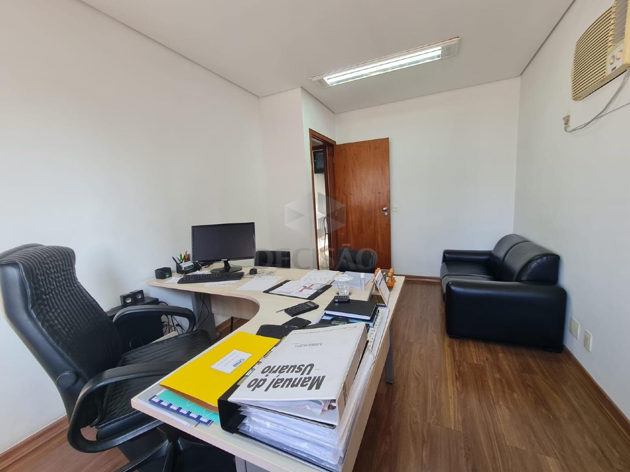 Andar corrido à venda no Funcionarios: 