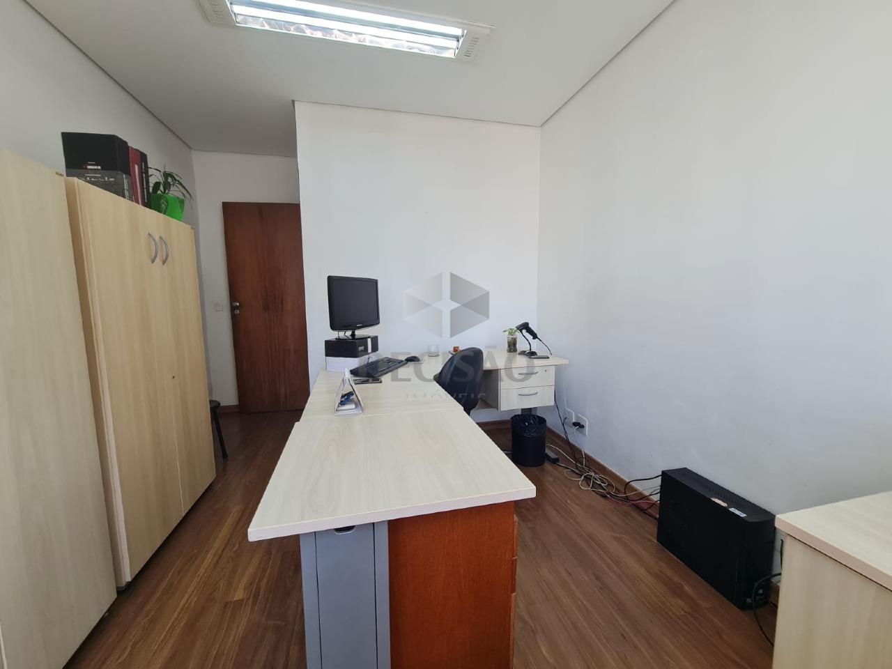 Andar corrido à venda no Funcionarios: 