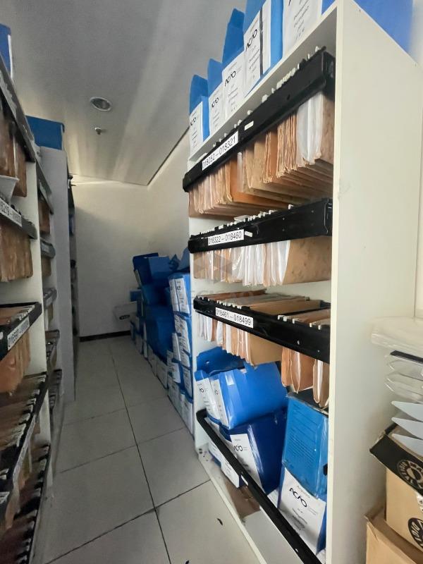 Sala à venda no Centro: 